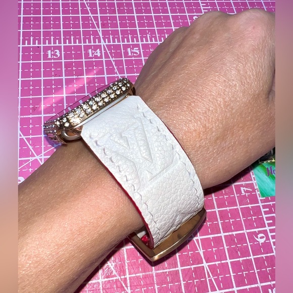 🩷 Loui V Empreinte Apple Watch band Handmade with 🩷 - Picture 2 of 15